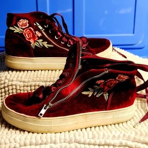 Bebe velvet sneakers